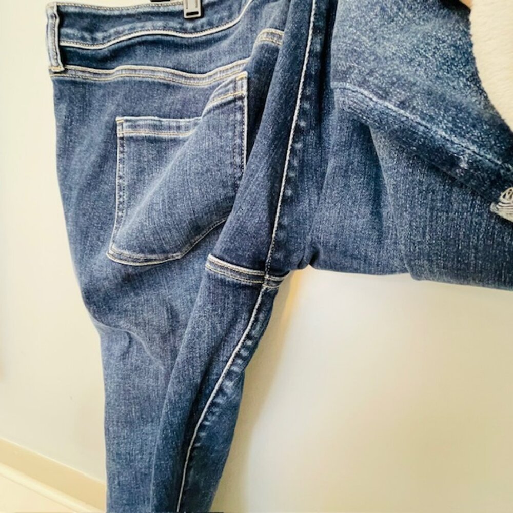 Liverpool Charlie Stretch Denim Mid-Rise Crop Leg Wide Rolled Cuff Jeans 16W - Picture 7 of 10